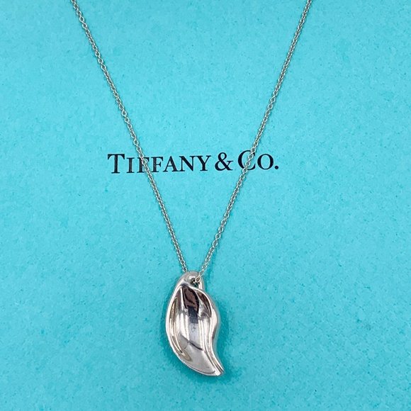 Authentic Tiffany & Co Elsa Peretti Pendant Leaf Silver Necklace - Picture 1 of 12